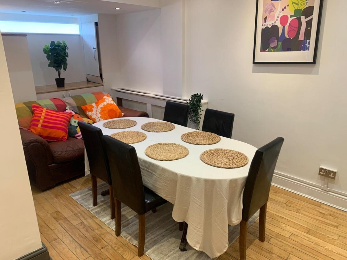 Apartment Full 3 Bedroom House 3 Floors London